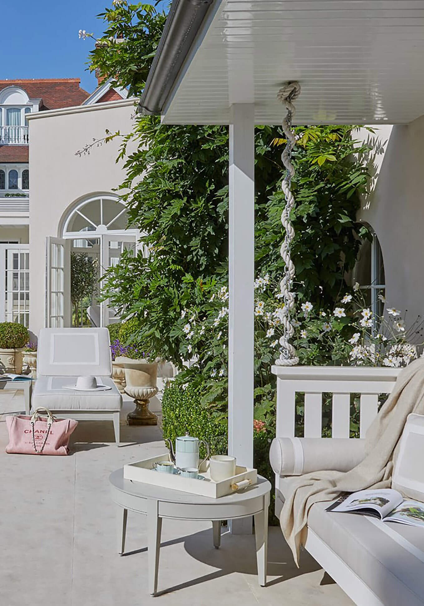 classic family home courtyard