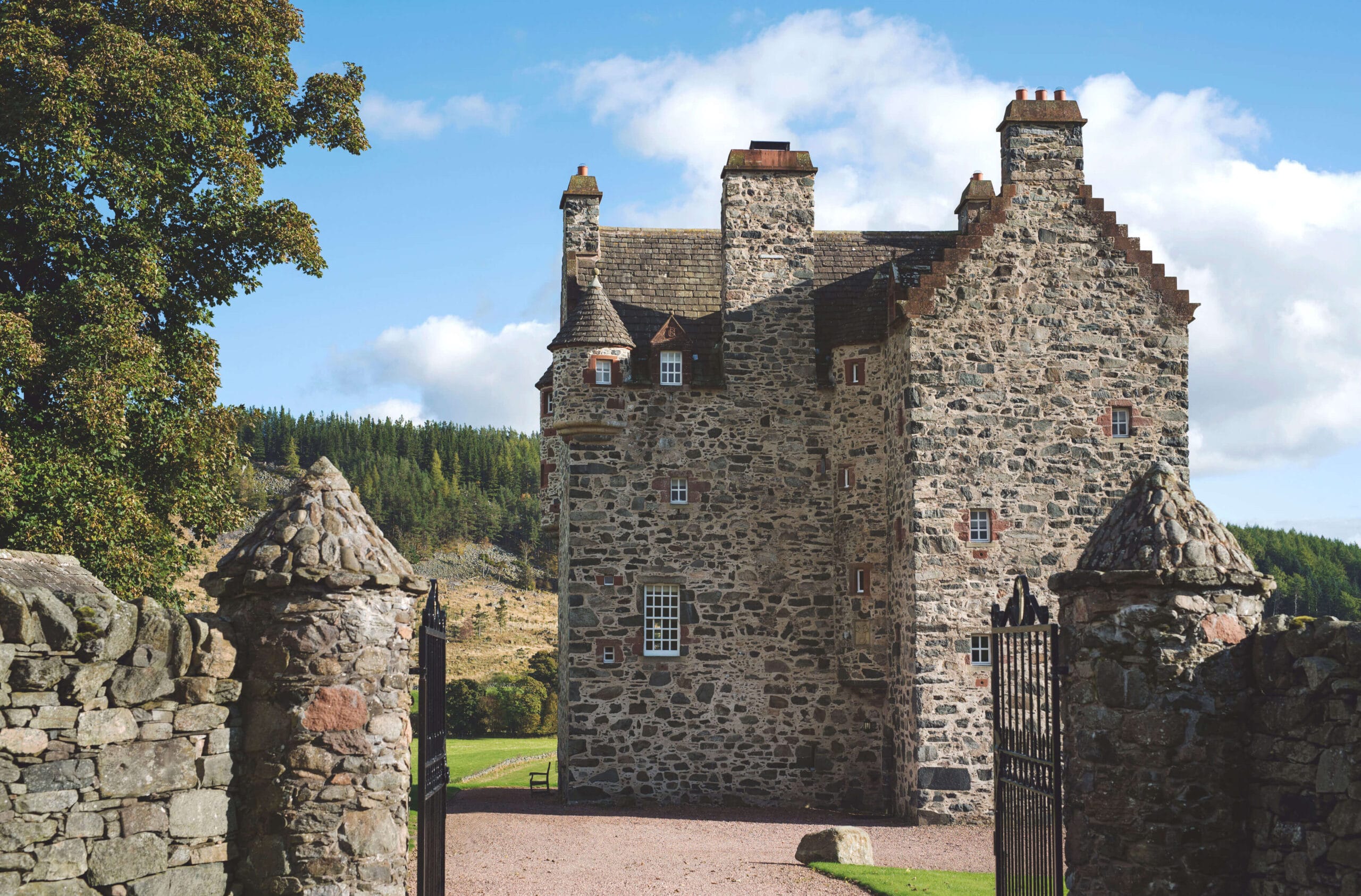 Forter castle exterior shot