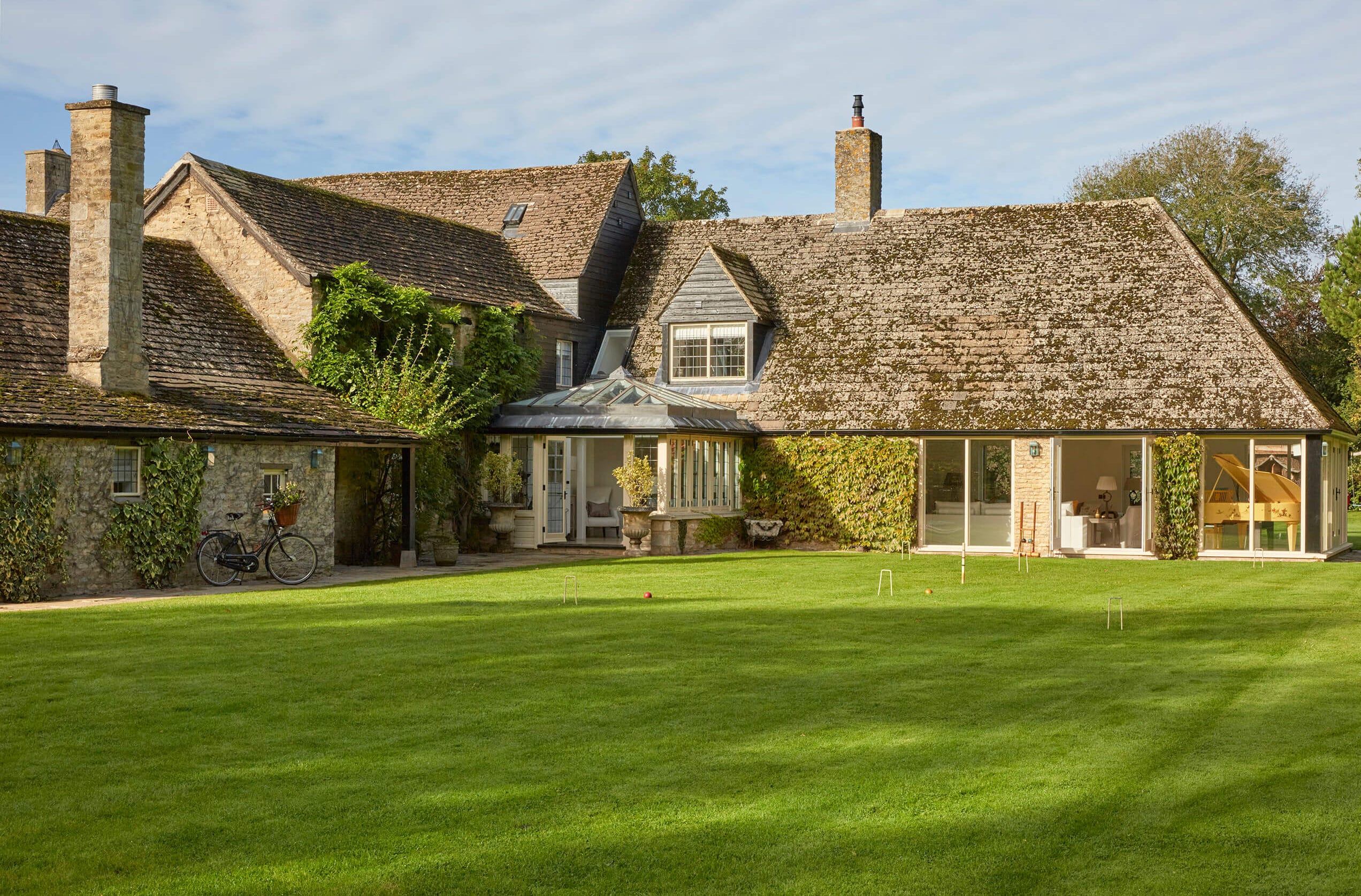 Luxury country home outsoor shot