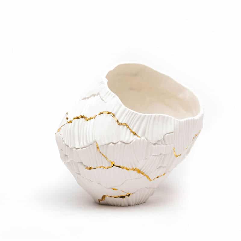 Luxury gold and porcelain deocrative bowl